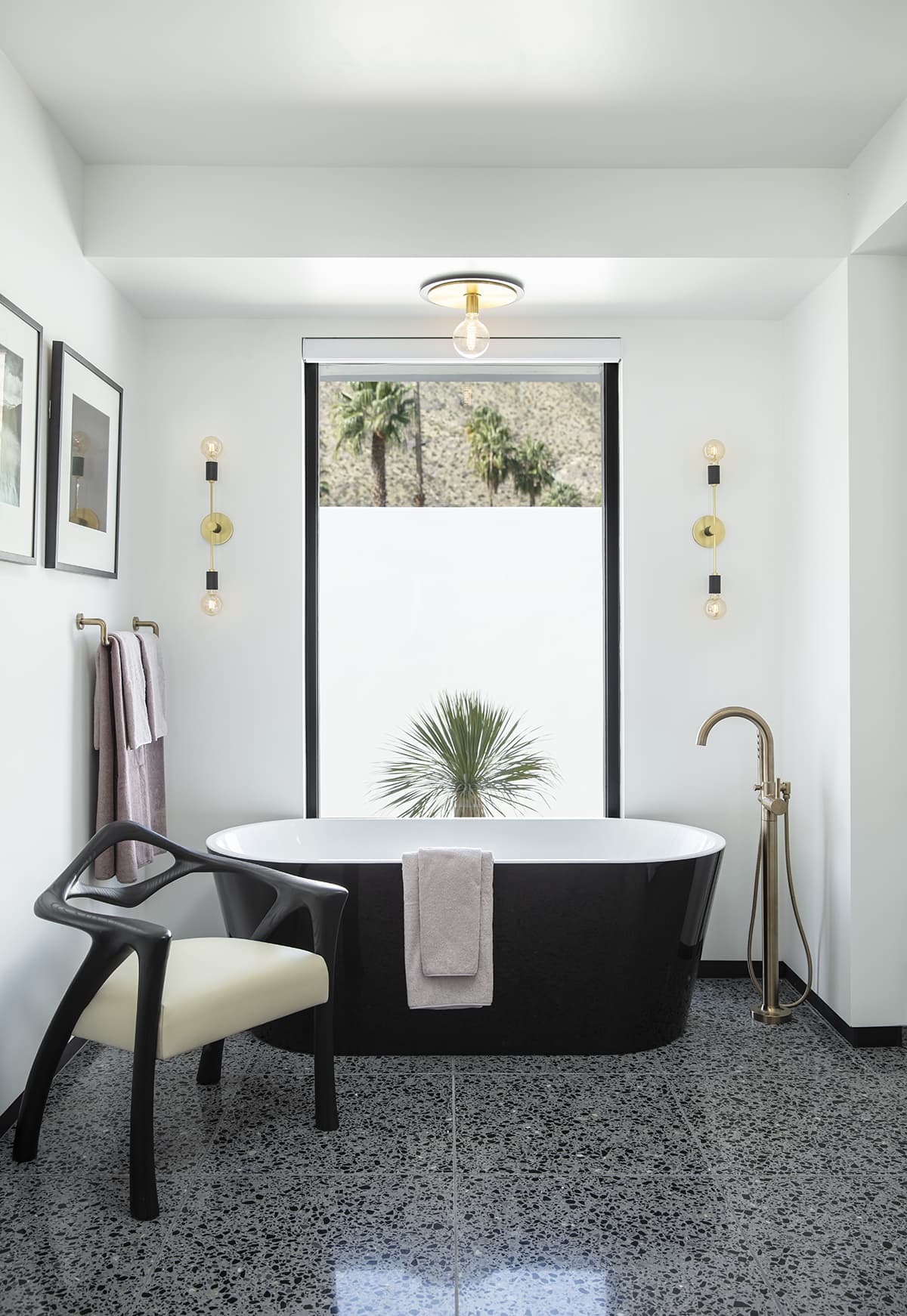 Mesa Modern - Bathroom